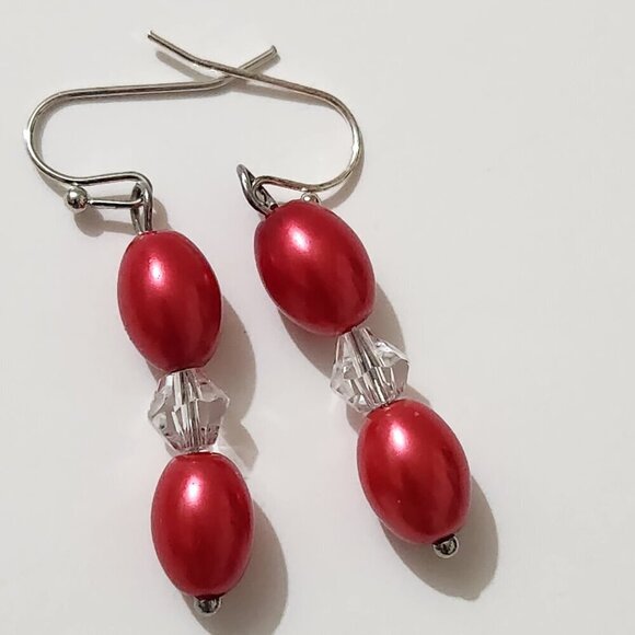 Hand Crafted Pearl Wrap Bracelet Earrings Set Red Faux Pearls Clear Crystals - Picture 3 of 9